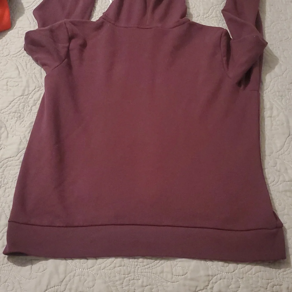 Victoria's Secret PINK Hoodie in Deep Maroon with White Accents Size LARGE - Picture 7 of 7